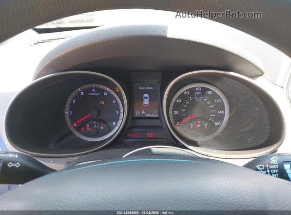 KM8SMDHF9GU151561 2016 HYUNDAI SANTA FE Silver Widok tylnych siedzeń