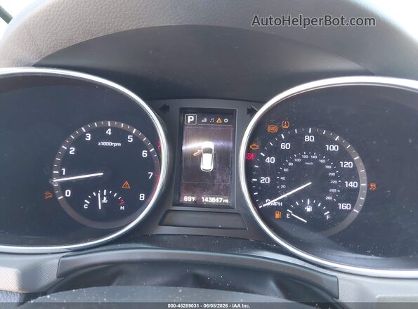 KM8SN4HF8HU184792 2017 HYUNDAI SANTA FE White Widok tylnych siedzeń