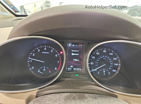 KM8SRDHF0HU223010 2017 HYUNDAI SANTA White Սարքավորումների վահանակի տեսք