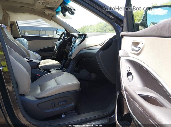 KM8SRDHF7HU231122 2017 HYUNDAI SANTA FE Коричневый Вид салона спереди