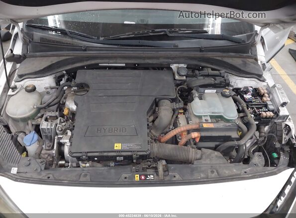 KMHC05LC4HU031655 2017 HYUNDAI IONIQ HYBRID White უკანა ხედი