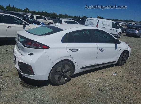 KMHC05LC4LU235140 2020 HYUNDAI IONIQ White Rear right