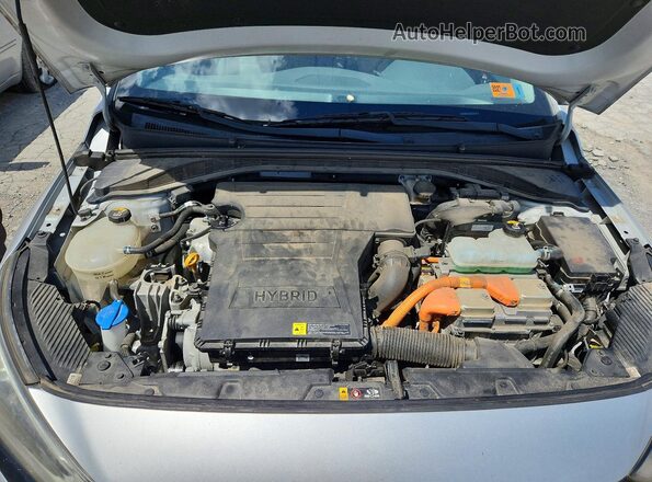 KMHC05LC5KU119475 2019 HYUNDAI IONIQ Silver Rear interior view