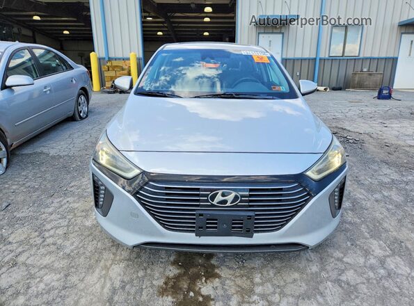 KMHC05LC5KU119475 2019 HYUNDAI IONIQ Silver Front view