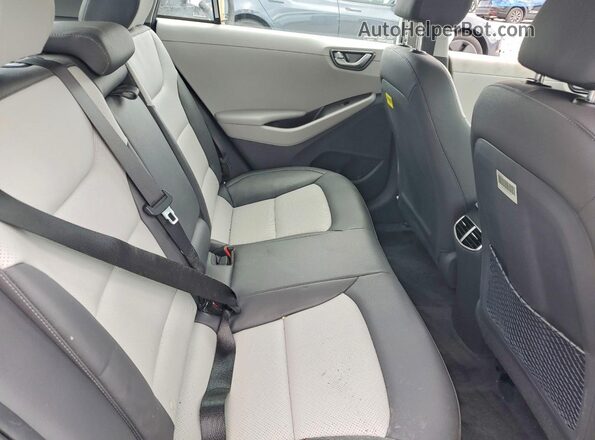 KMHC05LC5LU223868 2020 HYUNDAI IONIQ White 
