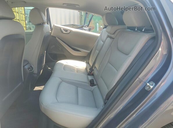 KMHC05LC7KU138027 2019 HYUNDAI IONIQ Gray Vista de los asientos traseros