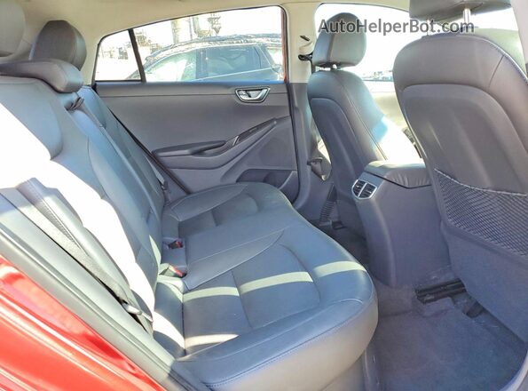 KMHC05LC7LU240431 2020 HYUNDAI IONIQ Burgundy Rear seats view