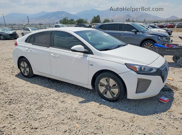 KMHC65LC0HU045602 2017 HYUNDAI IONIQ White Передня права чверть