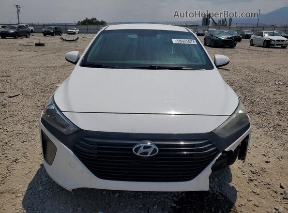 KMHC65LC0HU045602 2017 HYUNDAI IONIQ White Вид спереду