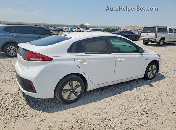 KMHC65LC0HU045602 2017 HYUNDAI IONIQ White Задня права чверть