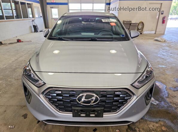 KMHC65LC0NU270162 2022 HYUNDAI IONIQ Blue Widok z przodu