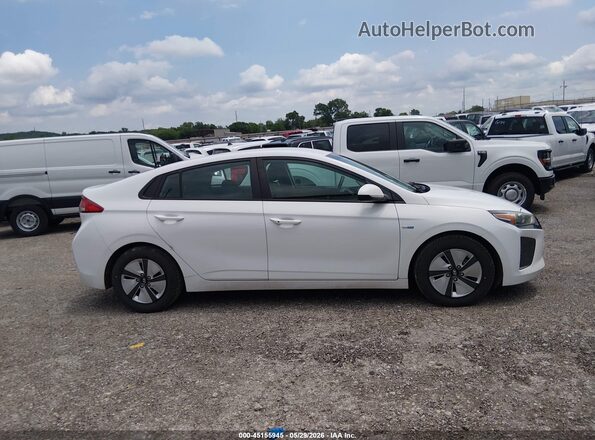 KMHC65LC1JU100127 2018 HYUNDAI IONIQ HYBRID White 