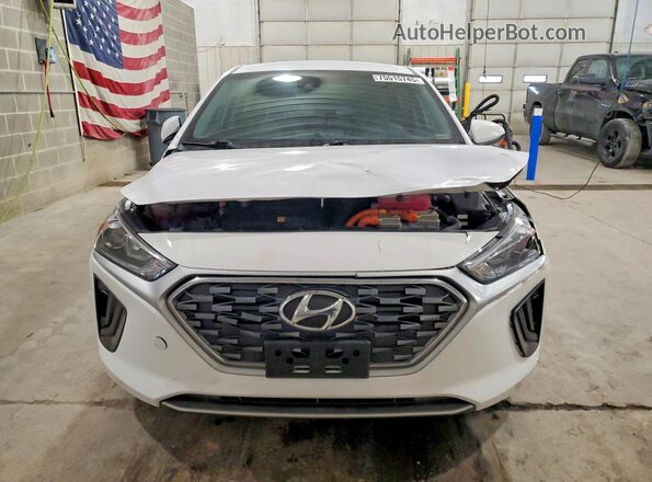 KMHC65LC1MU261694 2021 HYUNDAI IONIQ Белый Вид спереди