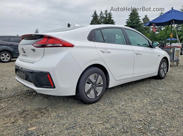 KMHC65LC2HU031295 2017 HYUNDAI IONIQ White Trasero derecho