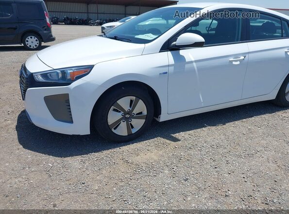 KMHC65LC2KU107671 2019 HYUNDAI IONIQ HYBRID White 