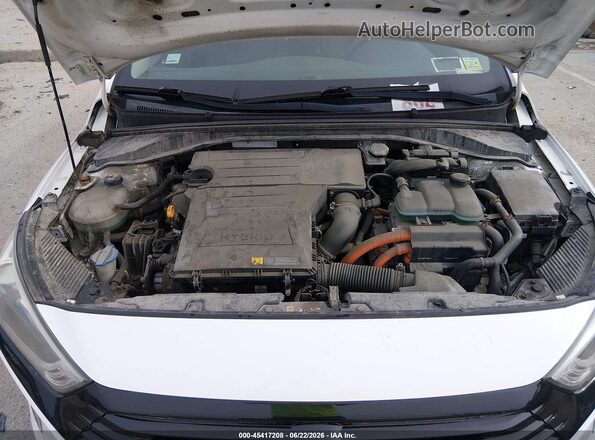 KMHC65LC4HU032013 2017 HYUNDAI IONIQ HYBRID Белый Вид сзади