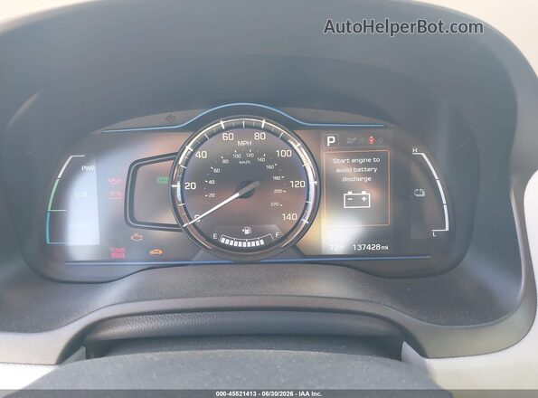 KMHC65LC4JU066250 2018 HYUNDAI IONIQ HYBRID Gray Rear seats view