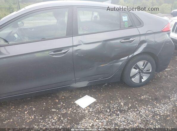 KMHC65LC4JU102924 2018 HYUNDAI IONIQ HYBRID Gray Front view