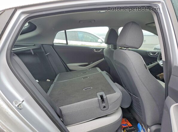 KMHC65LC5MU261715 2021 HYUNDAI IONIQ Silver 