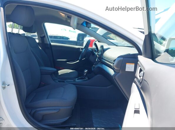 KMHC65LC6LU231105 2020 HYUNDAI IONIQ HYBRID White წინა სალონის ხედი