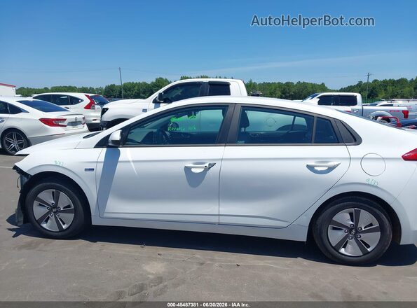 KMHC65LC6LU231105 2020 HYUNDAI IONIQ HYBRID White 