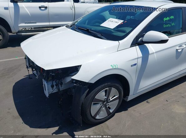KMHC65LC6LU231105 2020 HYUNDAI IONIQ HYBRID White 