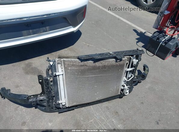 KMHC65LC6LU231105 2020 HYUNDAI IONIQ HYBRID White 