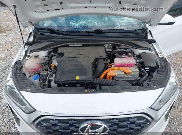 KMHC65LC6LU231895 2020 HYUNDAI IONIQ HYBRID White Вид ззаду