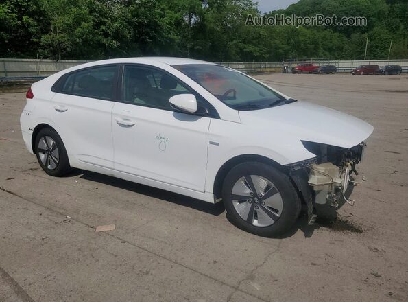 KMHC65LC7HU024620 2017 HYUNDAI IONIQ White Передня права чверть