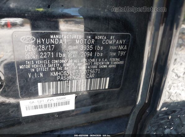 KMHC65LC7JU075671 2018 HYUNDAI IONIQ HYBRID Black Vista del compartimento del motor