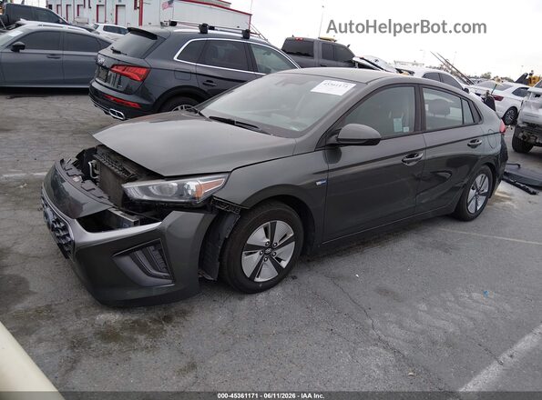 KMHC65LC7LU234868 2020 HYUNDAI IONIQ HYBRID Gray წინა მარცხენა ხედი სამი მეოთხედიდან