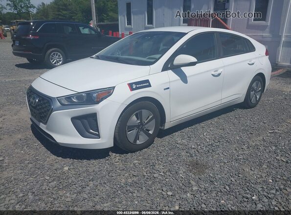 KMHC65LC8LU218064 2020 HYUNDAI IONIQ HYBRID White წინა მარცხენა ხედი სამი მეოთხედიდან