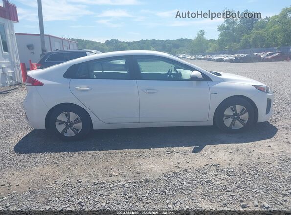 KMHC65LC8LU218064 2020 HYUNDAI IONIQ HYBRID White უკანა სალონის ხედი