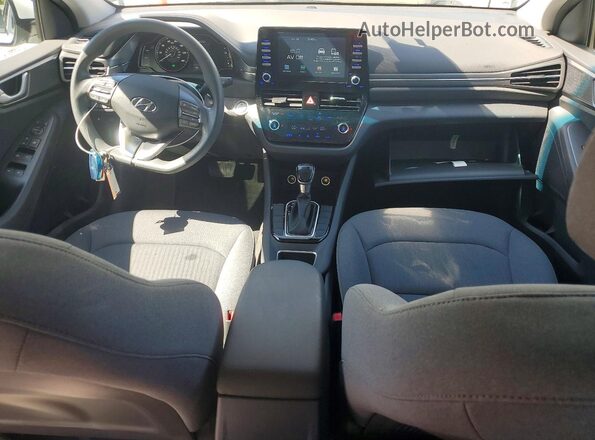 KMHC65LC9LU210121 2020 HYUNDAI IONIQ White Vista del salpicadero