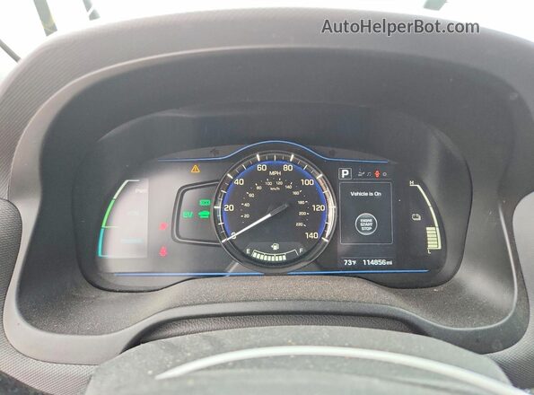 KMHC65LCXHU029990 2017 HYUNDAI IONIQ Silver Widok zestawu wskaźników