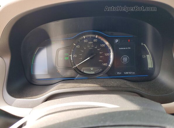 KMHC65LCXKU111323 2019 HYUNDAI IONIQ Серебряный 