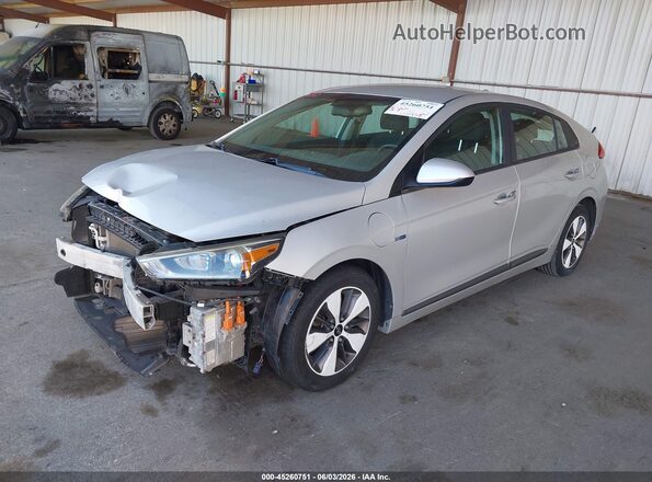 KMHC65LD0KU147174 2019 HYUNDAI IONIQ PLUG-IN HYBRID Silver Передня ліва чверть