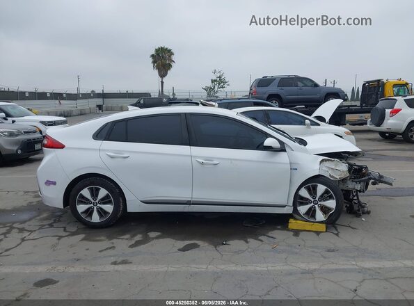 KMHC65LD2KU147130 2019 HYUNDAI IONIQ PLUG-IN HYBRID White Widok wnętrza 360 stopni