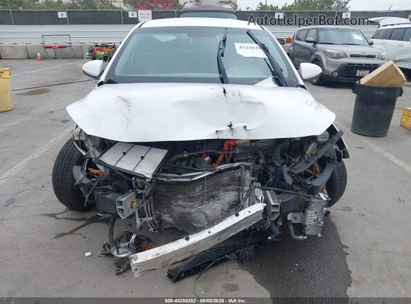 KMHC65LD2KU147130 2019 HYUNDAI IONIQ PLUG-IN HYBRID White Widok wnętrza z tyłu