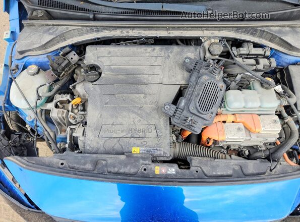 KMHC65LD6JU095855 2018 HYUNDAI IONIQ Blue Widok wnętrza z tyłu