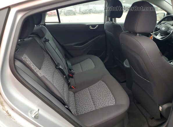 KMHC65LD6KU178638 2019 HYUNDAI IONIQ Серебряный Вид задних сидений