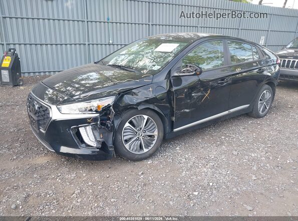 KMHC65LD9MU256316 2021 HYUNDAI IONIQ PLUG-IN HYBRID Черный Передняя левая четверть