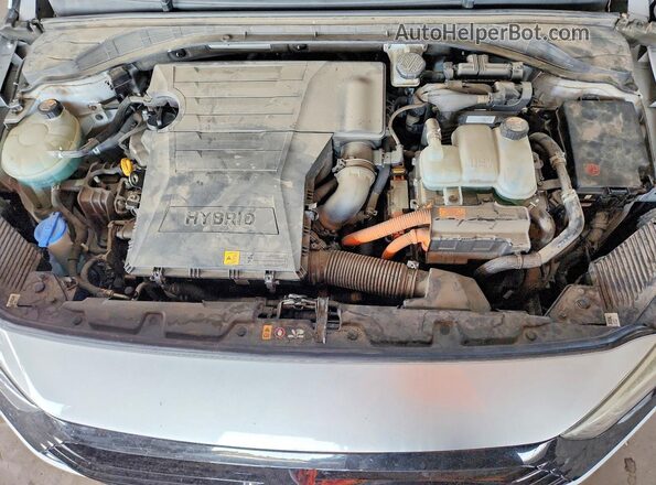 KMHC75LC0HU049047 2017 HYUNDAI IONIQ Silver 