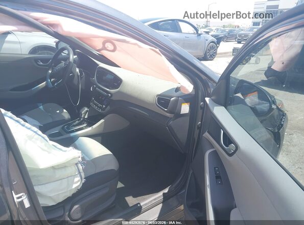 KMHC75LC1HU037232 2017 HYUNDAI IONIQ HYBRID Gray წინა სალონის ხედი