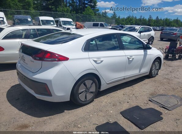 KMHC75LC3MU260768 2021 HYUNDAI IONIQ HYBRID White Tył prawy