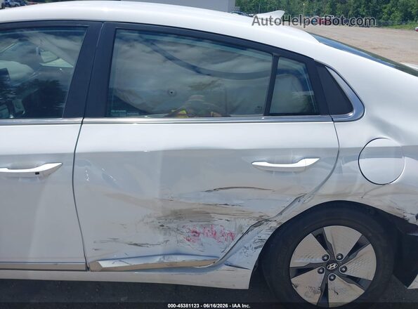 KMHC75LC3MU260768 2021 HYUNDAI IONIQ HYBRID White Widok z przodu