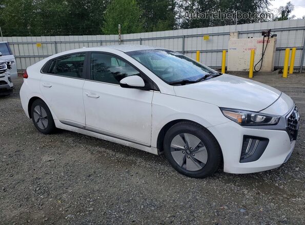 KMHC75LC5MU260867 2021 HYUNDAI IONIQ Белый Передняя правая четверть