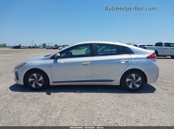 KMHC75LC8KU106943 2019 HYUNDAI IONIQ HYBRID Silver Սալոնի 360 աստիճան տեսք