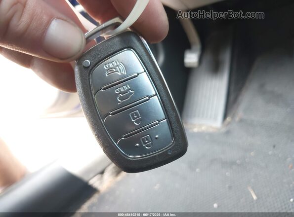 KMHC75LC9KU120673 2019 HYUNDAI IONIQ HYBRID Синий Вид панели приборов