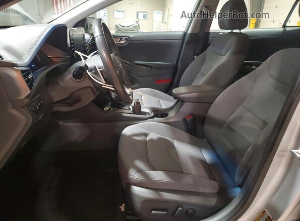 KMHC75LC9LU214988 2020 HYUNDAI IONIQ Silver წინა სალონის ხედი